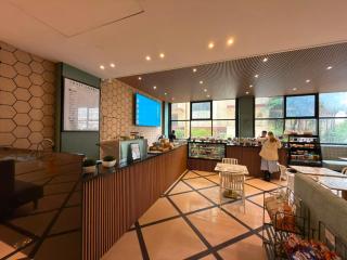 Royal Grand Hotel - 6