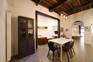 Golden House BuddyRent - 4