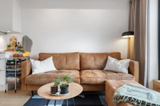 Vervet Apartment - Premium City Stay with Balcony - 3