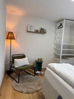 Fully Equipped Top Floor Apartment - 4