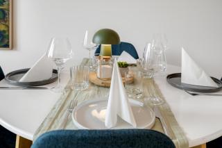 Vervet Apartment - Premium City Stay with Balcony - 1