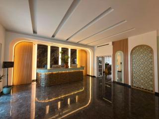 Royal Grand Hotel - 4
