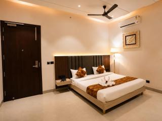 Prince Diamond Boutique Hotel - 5