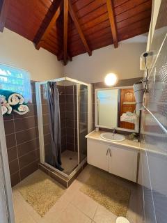 Gite d'arles Bungalow "La Rose" - 3