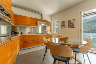 Lake Front Villa Giulia! Hot Tub, Lake access, gym - 5