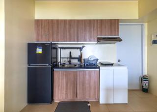 BalaiCo Tagaytay 12F 2BR w balcony TAAL view - 4