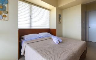 BalaiCo Tagaytay 12F 2BR w balcony TAAL view - 1