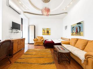 Home Hotel Apartments on Kontraktova Ploshcha - 7
