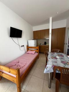 Eli Apartments - 7