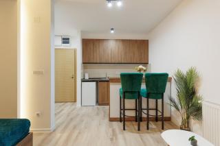 Aqua Studio with Sauna, Terrace and FREE Parking - 1