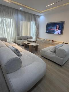Max Vista 3 bedroom Apartment - 8