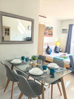 Camella Verdant Studio , Gym , Pool and Near Airport - 7
