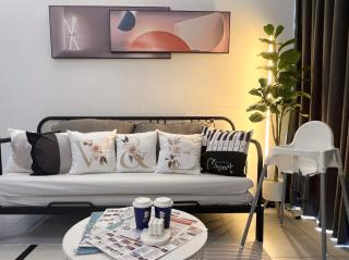 Georgetown Urban Family & Baby-Friendly Home with Skypool Seaview - 3