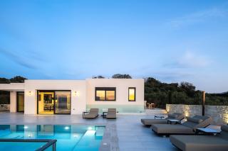 Villa Kafkales Maleme - Heated Pool - 1