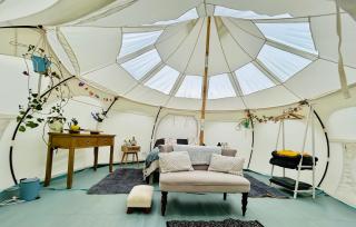Luxury Stargazing Glamping - Seren Hardd with Hot Tub - 0