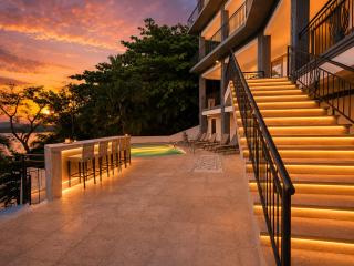 Exclusive Retreats Newest Beachfront Estate w Staff, Breakfast & Chef Available - 5