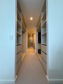 Brand New Luxury Broadbeach Beachside Stay Retreat - 1