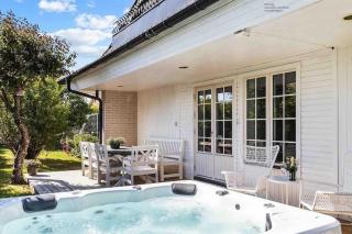 Beautiful family house - 9