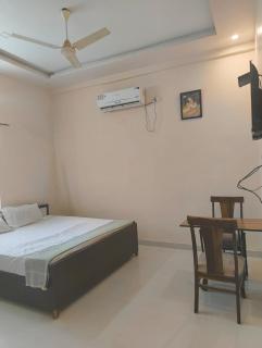 Pithoragarh guest house - 3