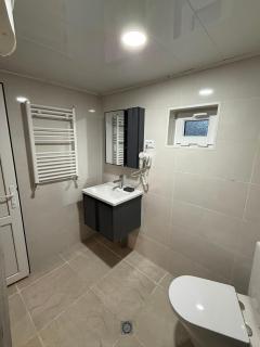 Mamukas Guesthouse - 9