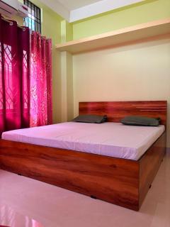 3bhk room 1ac 2non ac 2batroom - 1