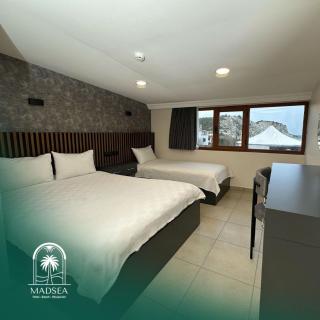 MadSea Hotel - 1