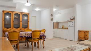 M-S Apartment Center, Old Town, Free Parking - 9