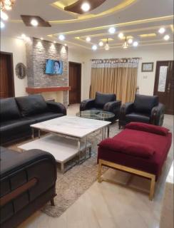 Cozy Changla Gali Cottage - Secluded Stays - 1