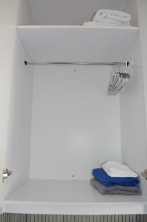 Studio Condo Near Airport - 6