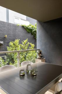 2BR Stylish and Spacious - Prime Richmond Location - 8