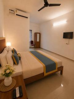 Uthram Avenue - 4