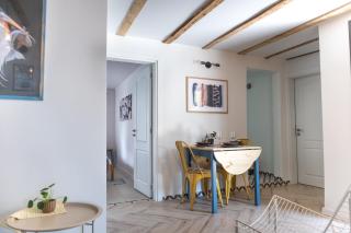 Urban Stay Apartment - 6
