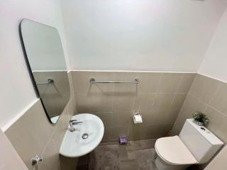 Enbbie Luxury Townhouse - 3