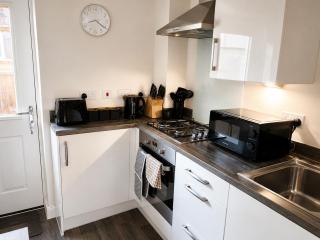 Modern Wixams Bedford House 3 Single Beds Free Parking - 4