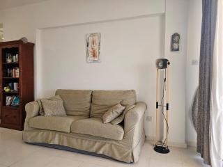 Beach Opp 2 br 2 bthrs Sea View Regina Gardens 1 Apartment - 4