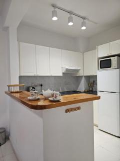 Beach Opp 2 br 2 bthrs Sea View Regina Gardens 1 Apartment - 2