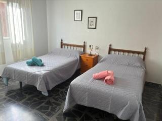 Apartamentos turisticos los baños - 2