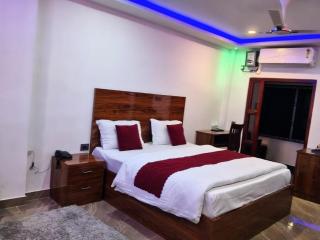 hotel jhio - 0