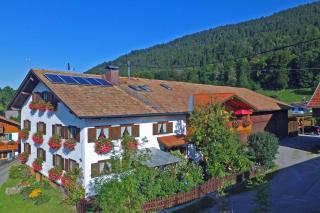 Landhaus Jörg Familienwohnung Ferientraum - ruhige Lage, großzügige Wohnung mit Balkon, Hunde willkommen - 6