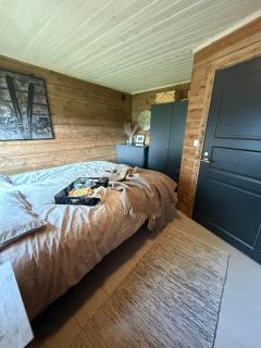 Karnes Lodge - 8