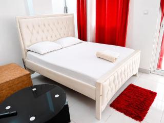 Spacious studio apartment at kisimani heights, Mombasa - 4