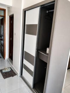 Spacious studio apartment at kisimani heights, Mombasa - 8