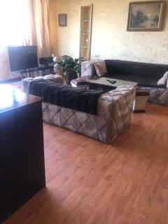 Full Apartment - 9
