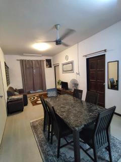 Homestay Shahid Houze - 0