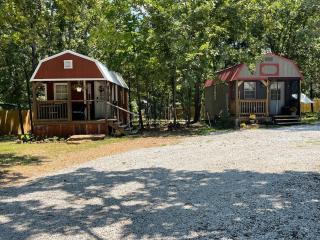 Sunset Lane RV & Cabins - 1