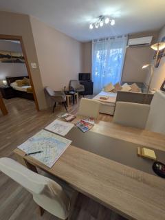 Dream Destination Budapest Apartment & FREE PARKING - Budapest - 6