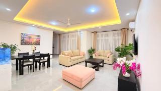 Baobab Seaview Luxury Homestay In AQUA GARDENS Nyali Msa - 1