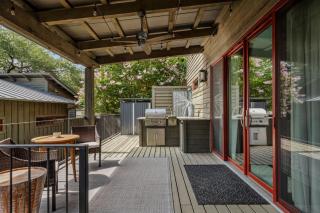 Charming Lakeside Cabin - BBQ Grill - Pickleball - 6