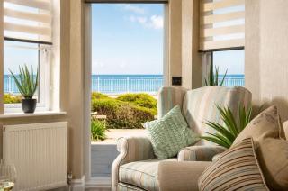 Crystal View by the Sea - 8