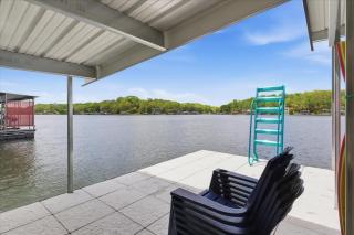 Lakefront Home w/ Private Dock, Boat Slip, Firepit & Sunset Views at MM5 - 6